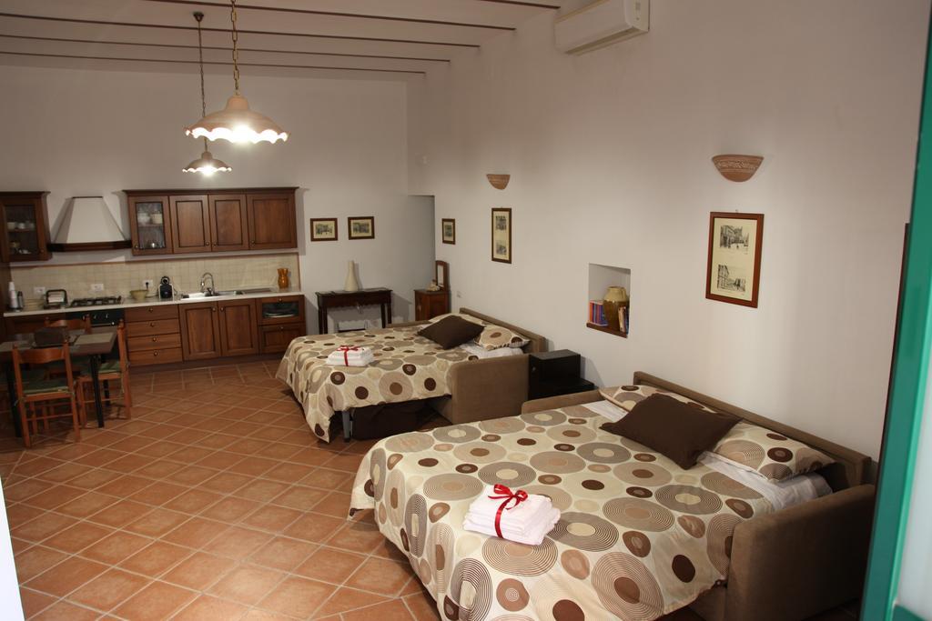 In Centro Holiday Home Matera Exterior photo